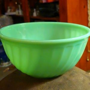 Vintage Fire King Jadeite Swirl 8 inch mixing bowl